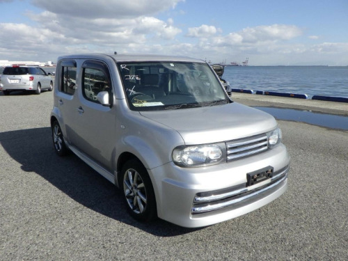 Nissan Cube  RIDER LIMITED EDITION