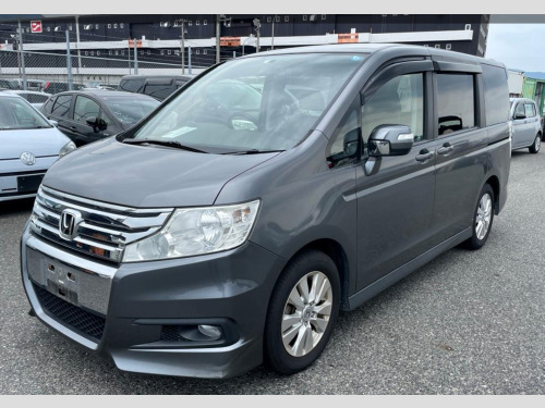 Honda Stepwagon  SPADA S