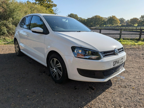 Volkswagen Polo  5 door AUTOMATIC ONLY 16000 MILES Stunning