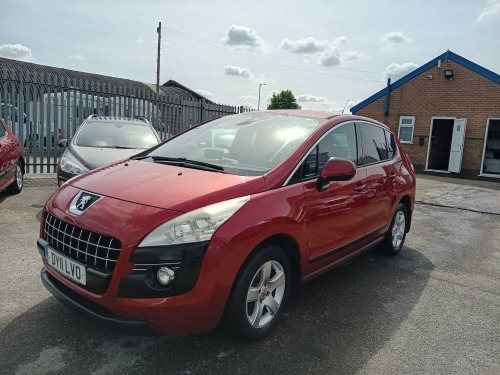 Peugeot 3008 Crossover  1.6 HDi SR
