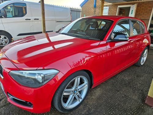 BMW 1 Series  2.0 116d Sport 5-door