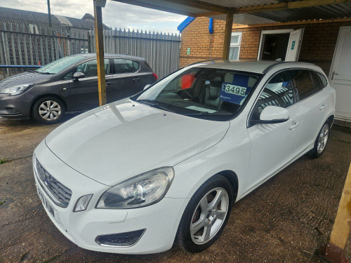 Volvo V60 2.0 D3 SE Lux