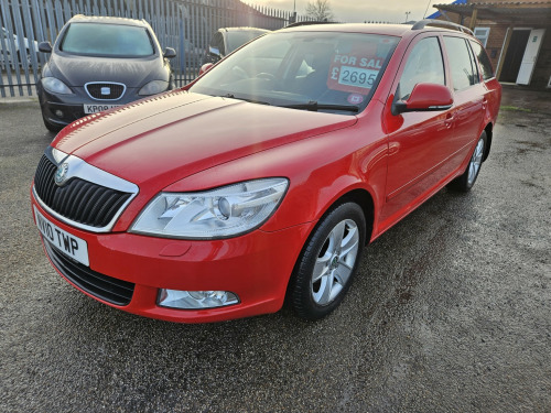 Skoda Octavia  1.6 TDI Elegance ESTATE 