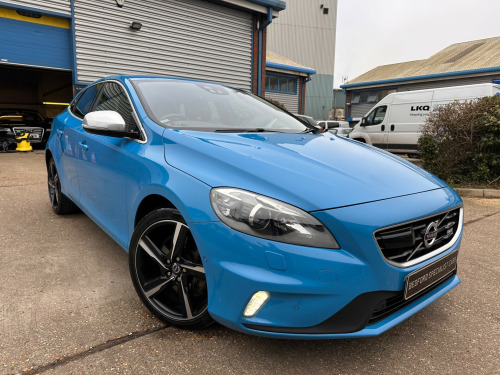 Volvo V40  D4 R-DESIGN NAV 5-Door