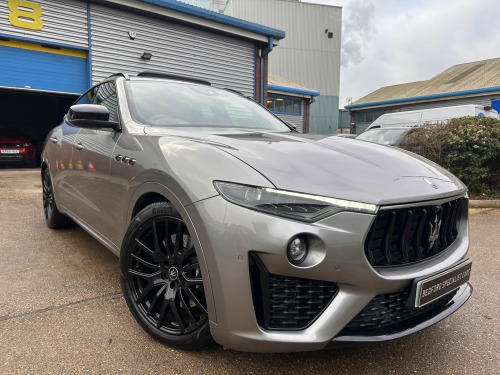 Maserati Levante  V6 GRANSPORT NERISSIMO PACK