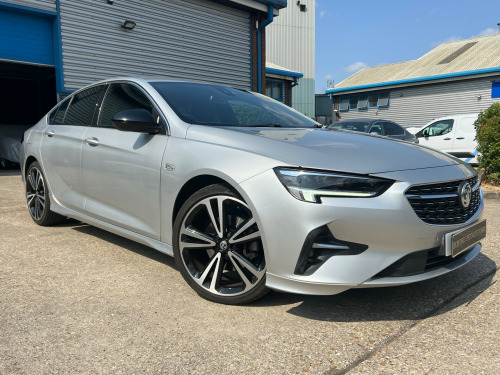 Vauxhall Insignia  2.0 Turbo 200 SRi VX-Line Nav 5dr Auto