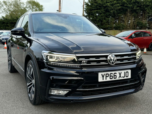 Volkswagen Tiguan  2.0 TDI BlueMotion Tech R-Line