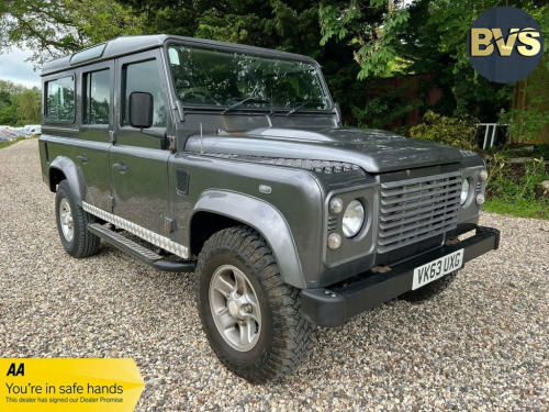 Land Rover Defender  2.2 TD COUNTY STATION WAGON 122 BHP