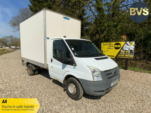 Ford Transit  2.4 TDCi 330 Duratorq twin wheel box van Diesel Ma