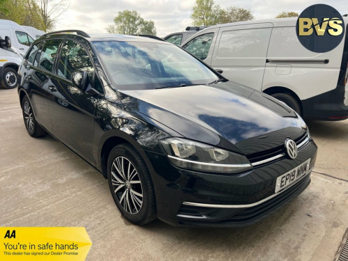 Volkswagen Golf  1.6 TDI SE Nav Estate 5dr Diesel Manual Euro 6 (s/