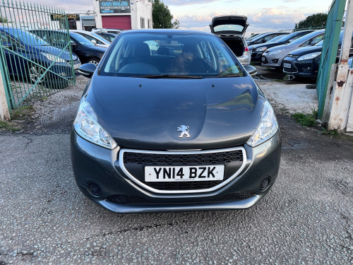 Peugeot 208  1.4 HDI