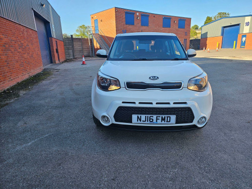 Kia Soul  1.6 CRDi Connect