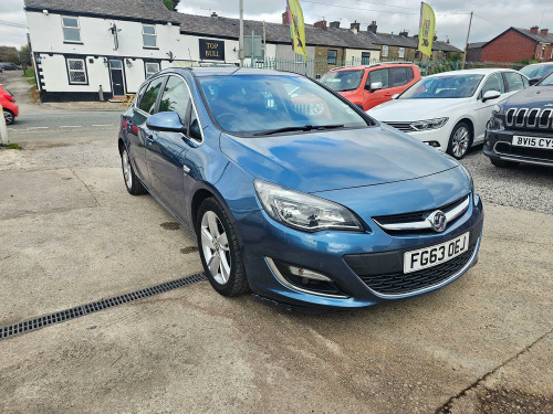 Vauxhall Astra  1.6 16v SRi