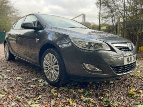 Vauxhall Astra  1.4 16v Excite Euro 5 5dr