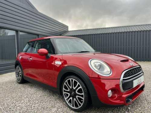 MINI Hatch  2.0 Cooper S Euro 6 (s/s) 3dr