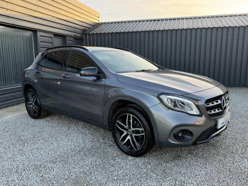 Mercedes-Benz GLA-Class GLA200 1.6 GLA200 Urban Edition 7G-DCT Euro 6 (s/s) 5dr