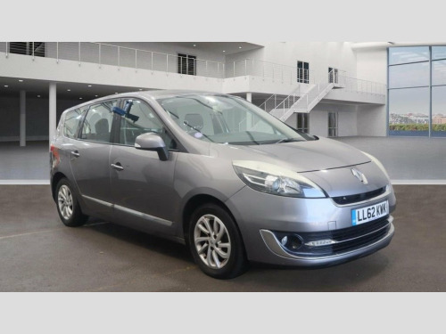 Renault Grand Scenic  1.6 VVT Dynamique TomTom MPV 5dr Petrol Manual Eur