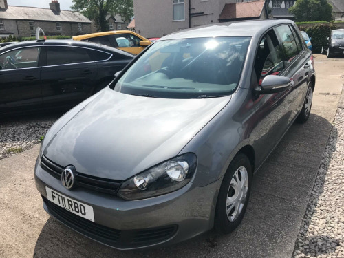 Volkswagen Golf  1.2 TSI S