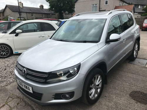 Volkswagen Tiguan  2.0 TDI BlueMotion Tech SE