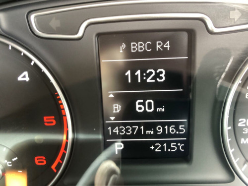 Audi Q3 2.0 TDI S line
