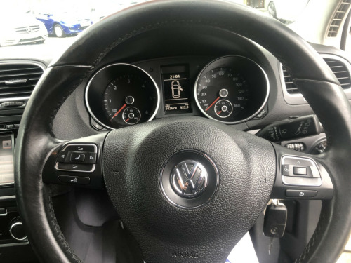 Volkswagen Golf  1.6 TDI BlueMotion Tech Match
