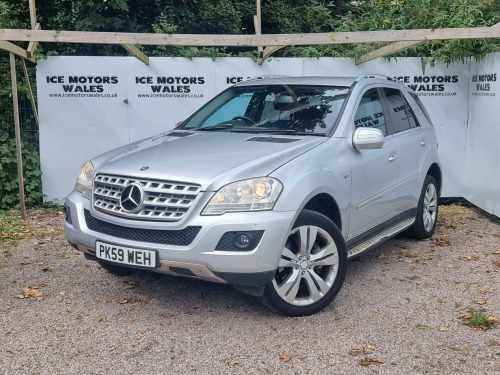 Mercedes-Benz M-Class ML350 3.0 ML350 CDI V6 BlueEfficiency Sport SUV 5dr Diesel Tiptronic 4WD Euro 4 (