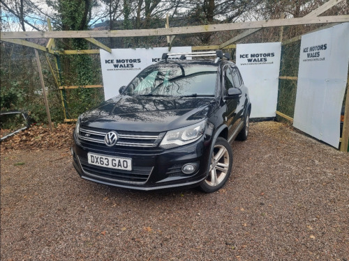 Volkswagen Tiguan  2.0 TDi BlueMotion Tech R-Line 5dr