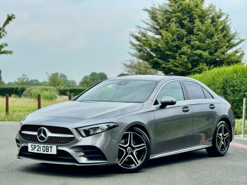 Mercedes-Benz A-Class  2.0 A200d AMG Line 8G-DCT Euro 6 (s/s) 4dr