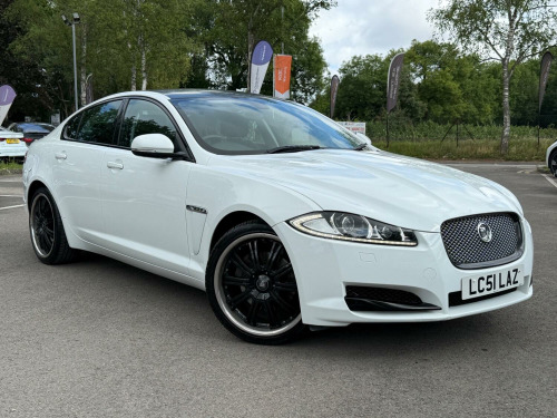 Jaguar XF  2.2 d SE Diesel Automatic 5 Door