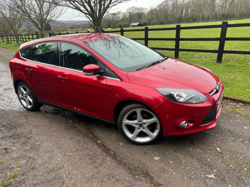 Ford Focus  1.0L TITANIUM NAVIGATOR 5d 124 BHP RECENT ?3000 SP