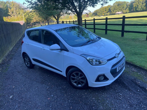 Hyundai i10  1.2 Premium Hatchback 5dr Petrol Manual Euro 5 (87