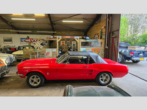Ford Mustang  Convertible