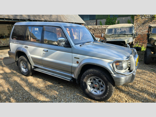 Mitsubishi Pajero IMPORT