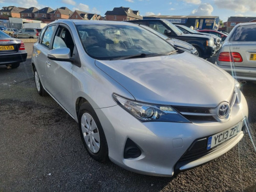 Toyota Auris  1.3 ACTIVE DUAL VVT-I  5d 98 BHP