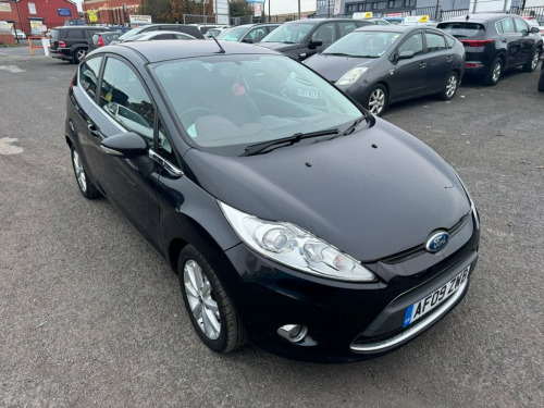 Ford Fiesta  1.25 Zetec Hatchback 3dr Petrol Manual (133 g/km, 