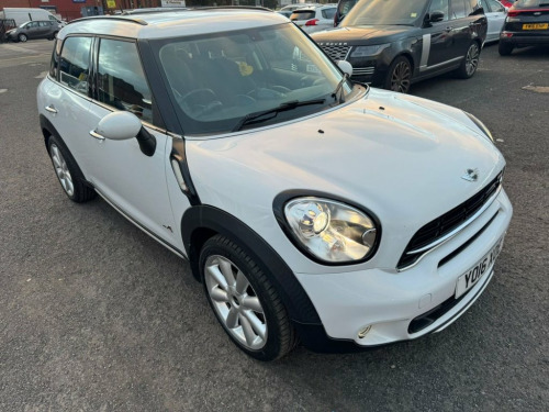 MINI Countryman  2.0 Cooper SD SUV 5dr Diesel Auto ALL4 Euro 5 (143