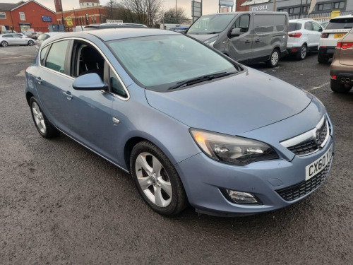 Vauxhall Astra  2.0 CDTi SRi Hatchback 5dr Diesel Auto Euro 5 (160