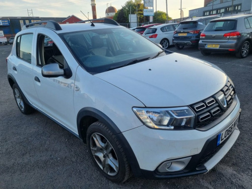 Dacia Sandero Stepway  0.9 TCe Laureate Hatchback 5dr Petrol Manual Euro 