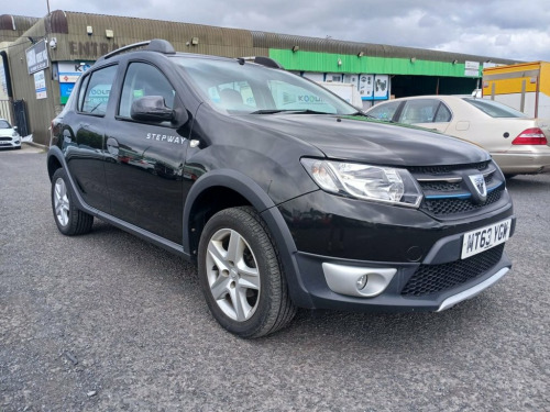 Dacia Sandero Stepway  0.9 TCe Laureate Hatchback 5dr Petrol Manual Euro 