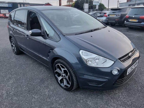 Ford S-MAX  2.0 TDCi Zetec MPV 5dr Diesel Powershift Euro 5 (1