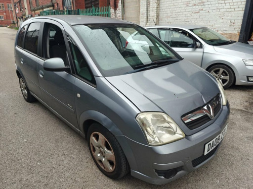 Vauxhall Meriva  1.4i 16v Breeze MPV 5dr Petrol Manual (154 g/km, 8