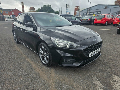 Ford Focus  1.0T EcoBoost ST-Line Hatchback 5dr Petrol Manual 