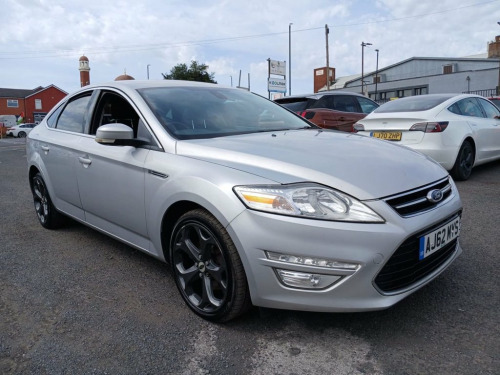 Ford Mondeo  2.0 TDCi Titanium Hatchback 5dr Diesel Manual Euro