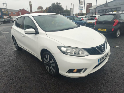 Nissan Pulsar  1.2 DIG-T N-Connecta Hatchback 5dr Petrol Manual E