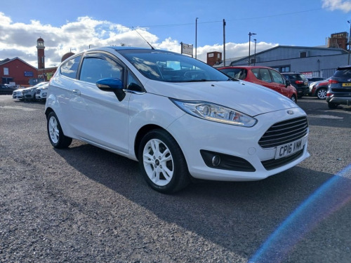 Ford Fiesta  1.0T EcoBoost Zetec White Edition Hatchback 3dr Pe