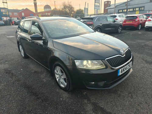 Skoda Octavia  2.0 TDI Elegance Estate 5dr Diesel Manual 4WD Euro