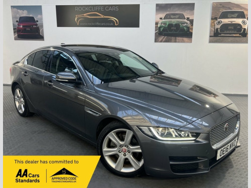 Jaguar XE  2.0d Portfolio Saloon 4dr Diesel Auto Euro 6 (s/s)