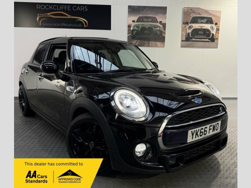 MINI Hatch  2.0 Cooper S Hatchback 5dr Petrol Manual Euro 6 (s