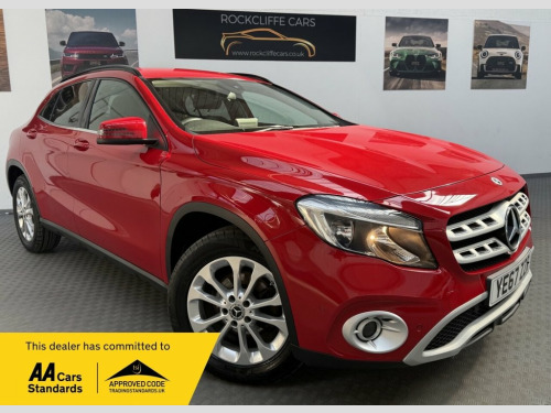 Mercedes-Benz GLA-Class GLA200 1.6 GLA200 SE (Executive) SUV 5dr Petrol Manual Eu