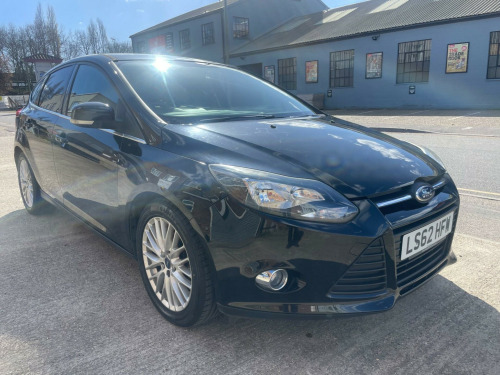 Ford Focus  1.0T EcoBoost Zetec Euro 5 (s/s) 5dr